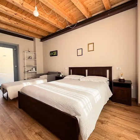 Riarel- Foresteria Lombarda Bed & Breakfast